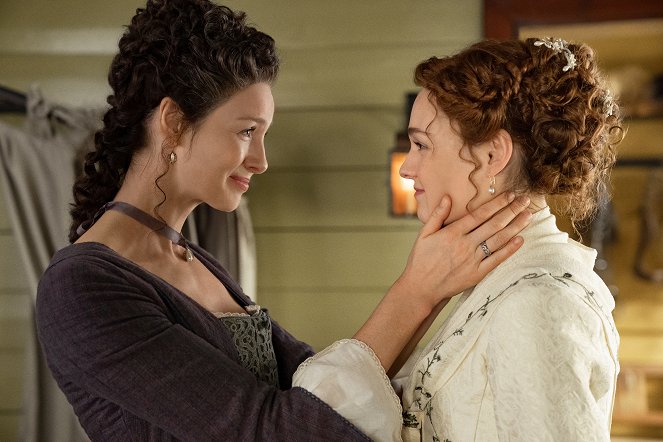 Outlander - Az idegen - Season 5 - A lángoló kereszt - Filmfotók - Caitríona Balfe, Sophie Skelton