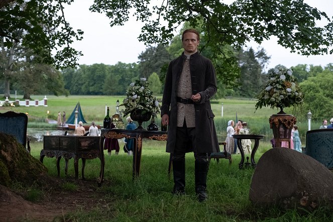 Outlander - Lepiej się ożenić niźli spłonąć - Z filmu - Sam Heughan