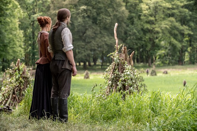 Outlander - Better to Marry Than Burn - Photos