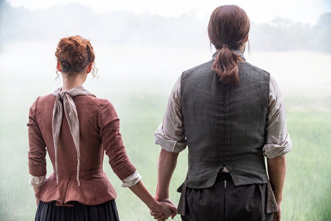 Outlander - Az idegen - Jobb házasságban élni, mint égni - Filmfotók