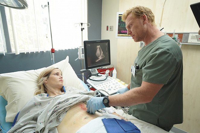 Grey's Anatomy - Bienvenue dans la famille - Film - Hayley Chase, Kevin McKidd