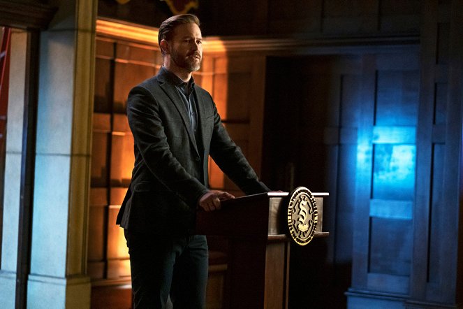 Legacies - Season 2 - Life Was So Much Easier When I Only Cared About Myself - Photos - Matthew Davis