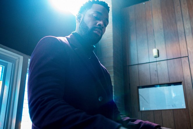 Chicago P.D. - Before the Fall - Photos - Laroyce Hawkins