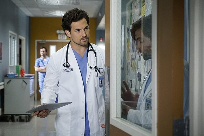 Grey's Anatomy - Die jungen Ärzte - Vom Himmel gefallen - Filmfotos - Giacomo Gianniotti