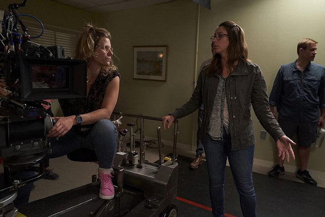 Grey's Anatomy - Season 16 - The Last Supper - Making of - Alicia Robbins