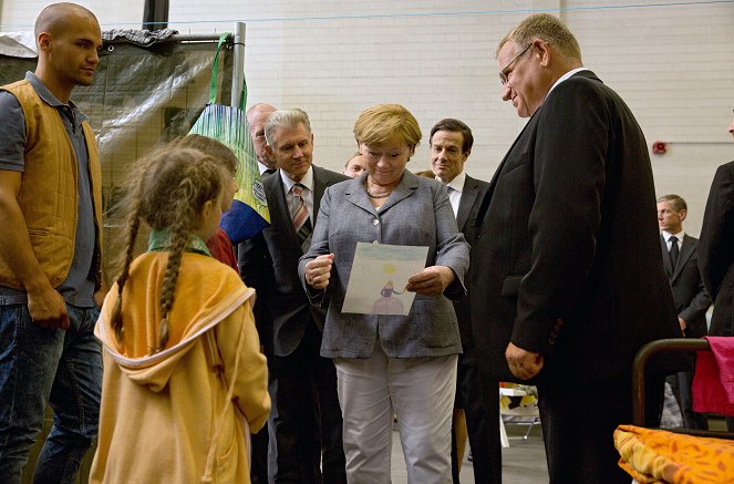 Merkel - Anatomy of a Crisis - Photos