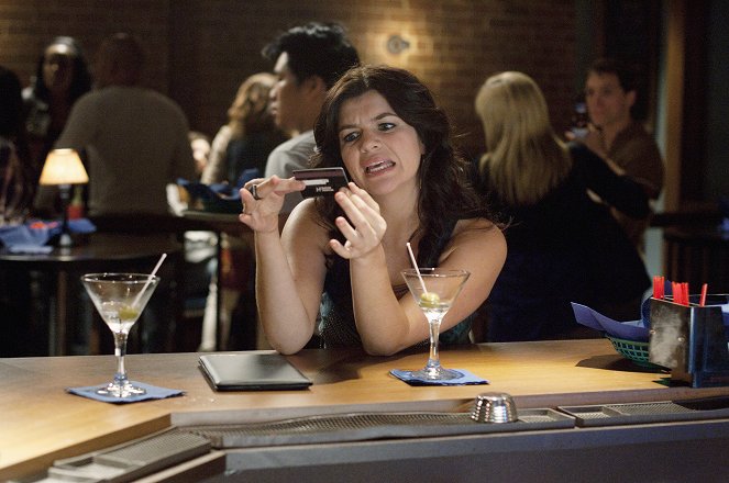Happy Endings - Season 1 - Mein Coming Out - Photos