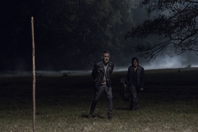 The Walking Dead - Abschiede - Filmfotos - Jeffrey Dean Morgan, Norman Reedus