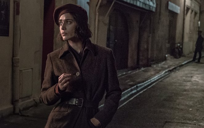 Ponorka - Verluste - Z filmu - Lizzy Caplan