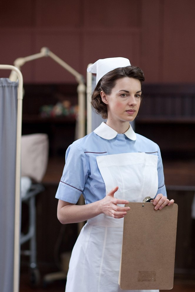 Call the Midwife - Christmas Special - Van film - Jessica Raine