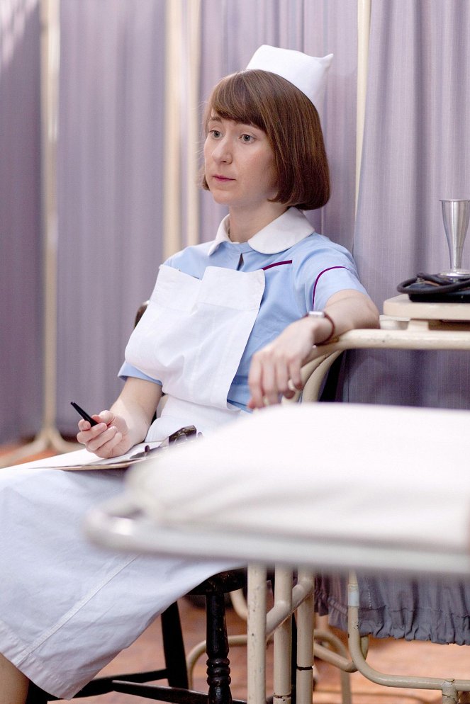 Call the Midwife - Episode 1 - Van film - Bryony Hannah