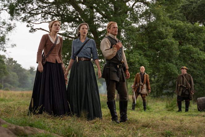 Outlander - Die Highland-Saga - Die Schlacht von Alamance - Filmfotos - Sophie Skelton, Caitríona Balfe, Sam Heughan