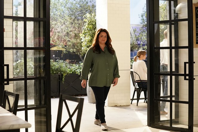 American Housewife - The Battle for Second Breakfast - Photos - Katy Mixon
