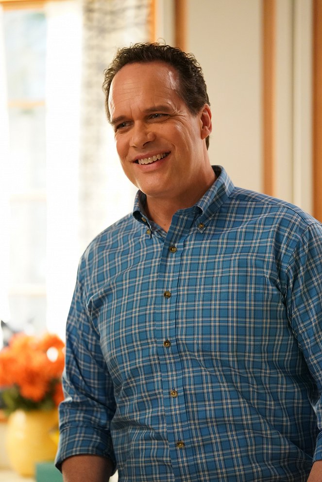 American Housewife - Season 4 - The Battle for Second Breakfast - Photos - Diedrich Bader