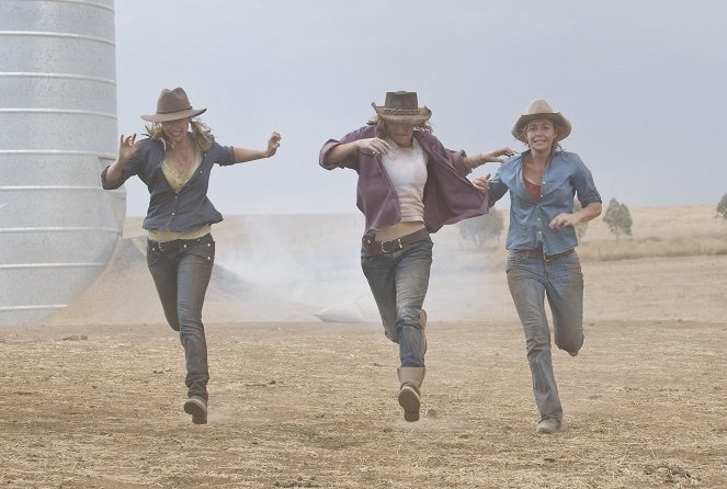 McLeod's Daughters - Season 8 - Into the Valley of the Shadow - Do filme