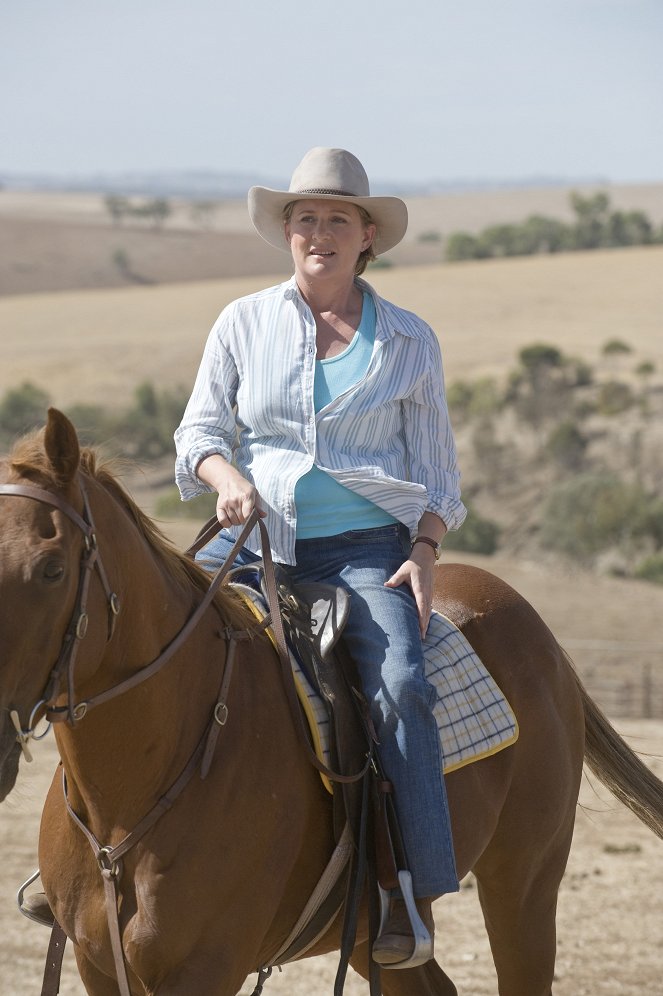 McLeod's Daughters - The Long Paddock - De la película