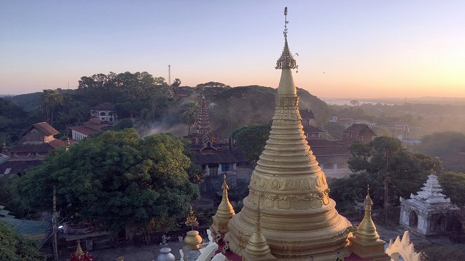 Na cestě - Na cestě po myanmarském Mawlamyine - Van film