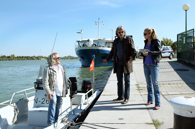 SOKO Donau - Entgleist - Filmfotos - Gregor Seberg, Stefan Jürgens, Lilian Klebow