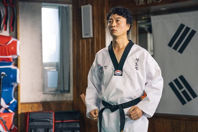 Deo king : yeongwoneui gunju - Z filmu - Bae-soo Jeon
