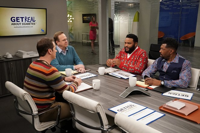 Black-ish - Season 6 - A Game of Chicken - Filmfotos - Peter Mackenzie, Anthony Anderson, Deon Cole