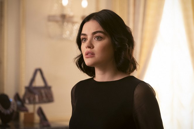 Katy Keene - Chapter Nine: Wishin' & a Hopin - Van film - Lucy Hale