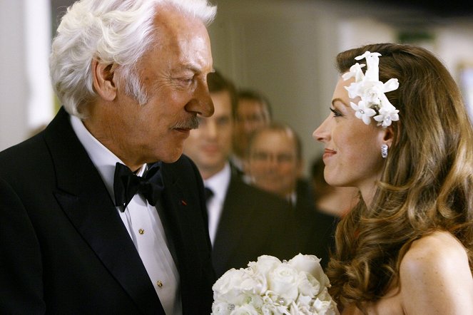 Édes, drága titkaink - Az esküvő - Filmfotók - Donald Sutherland, Natalie Zea