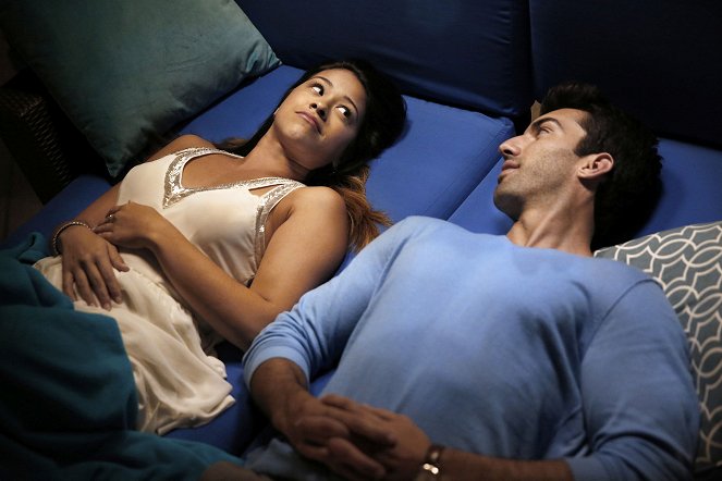 Jane the Virgin - Rozdział siódmy - Z filmu