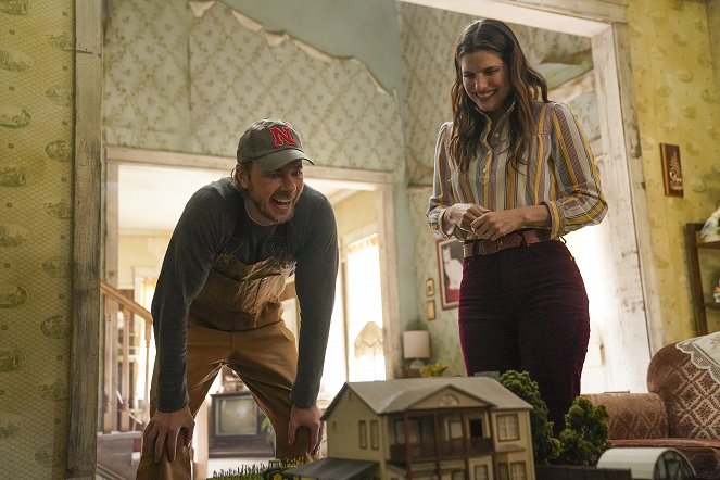 Bless This Mess - The Table - Photos - Dax Shepard, Lake Bell