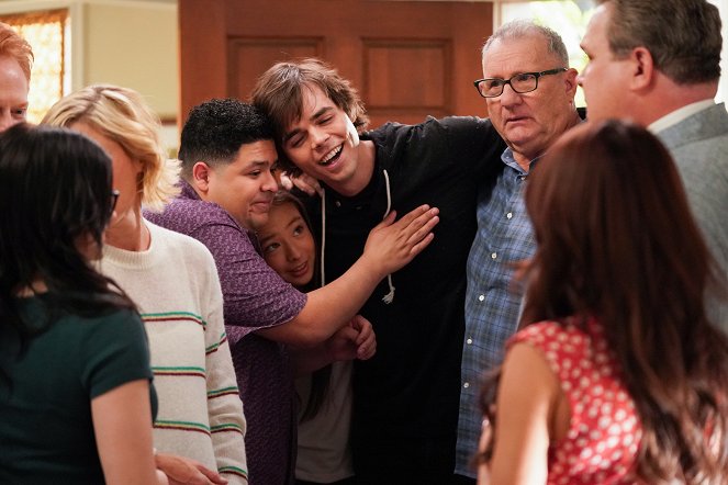 Modern Family - Final: 2.ª parte - De la película - Rico Rodriguez, Aubrey Anderson-Emmons, Reid Ewing, Ed O'Neill