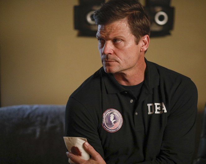 The Rookie - Control - Photos - Bailey Chase
