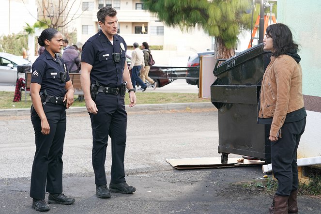 The Rookie - Undercover - Filmfotos - Mekia Cox, Nathan Fillion, Eve Harlow