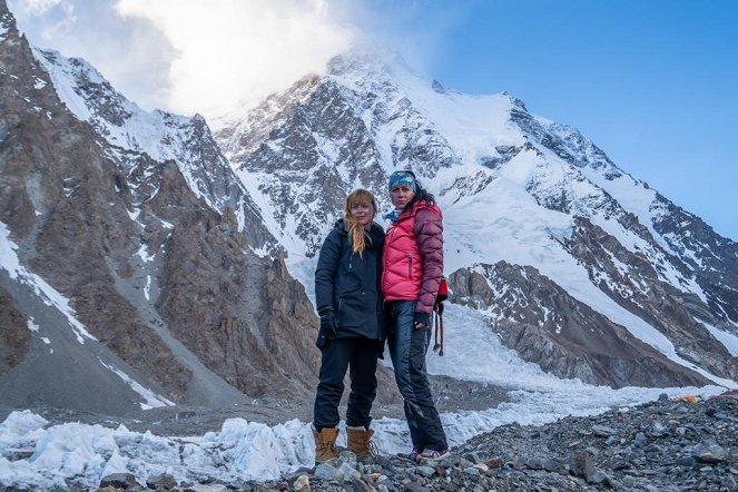 K2 vlastní cestou - Forgatási fotók - Jana Počtová, Klára Kolouchová