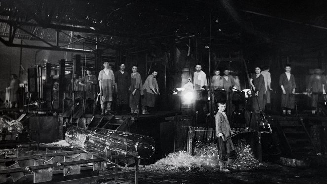 Geschichte der Arbeiterbewegung - Fabrik - Filmfotos