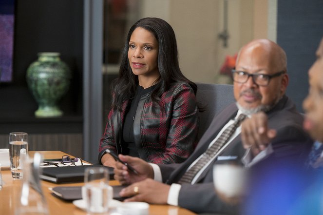 The Good Fight - Season 4 - The Gang Deals with Alternate Reality - Film - Audra McDonald