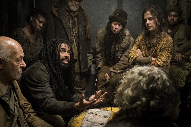 Snowpiercer - First, the Weather Changed - Photos - Daveed Diggs, Katie McGuinness