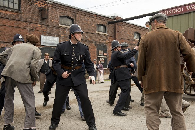 Murdoch Mysteries - On the Waterfront: Part 1 - Do filme