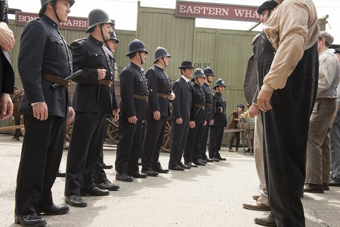 Murdoch Mysteries - On the Waterfront: Part 1 - Photos