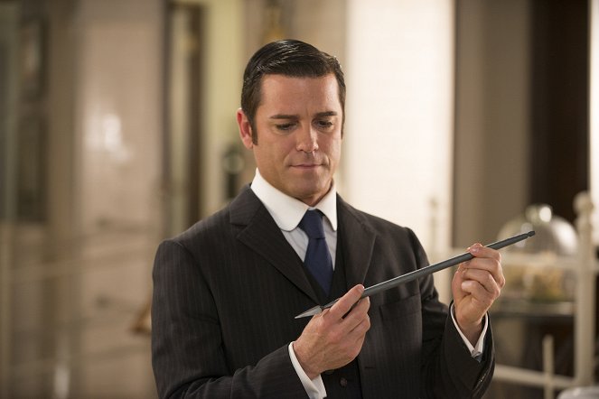 Murdoch Mysteries - Murdoch and the Temple of Death - Photos - Yannick Bisson