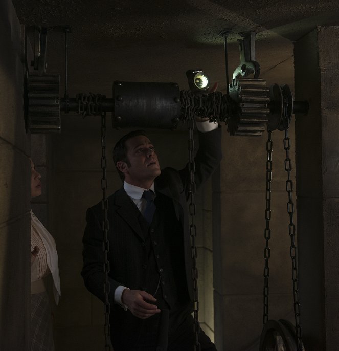Murdoch Mysteries - Murdoch and the Temple of Death - Photos