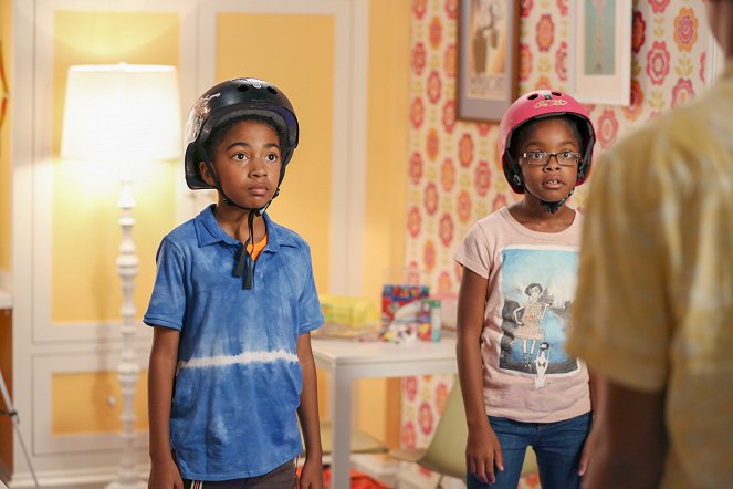 Black-ish - Charlie in Charge - Photos