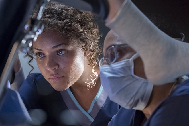 The Good Doctor - Pipes - Photos