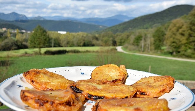 Zu Tisch ... - in La Garrotxa - Z filmu