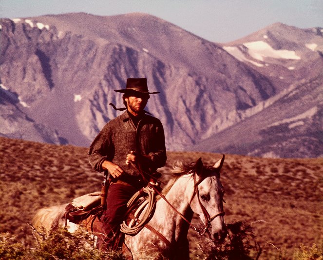 Fennsíkok csavargója - Filmfotók - Clint Eastwood
