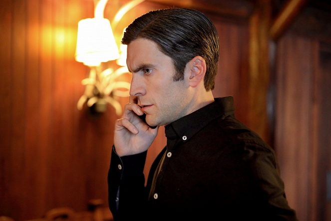 Yellowstone - Touching Your Enemy - Photos - Wes Bentley