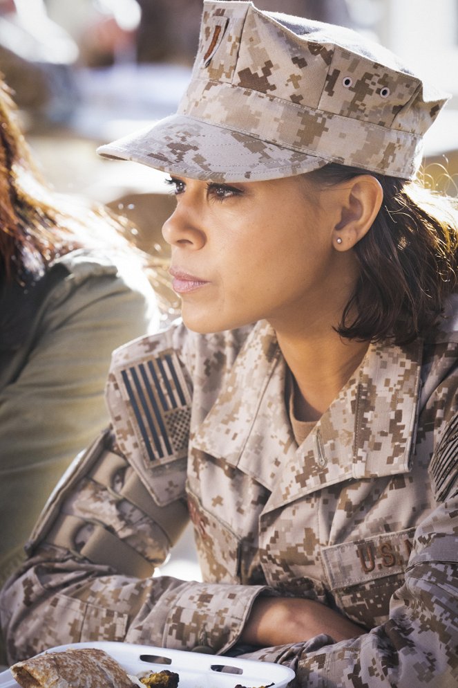 SEAL Team - Season 3 - Edge of Nowhere - Photos - Toni Trucks