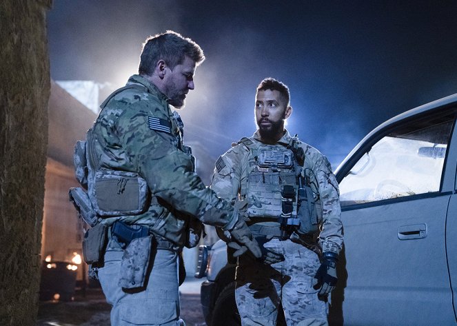 SEAL Team - Der Kopf der Schlange - Dreharbeiten - David Boreanaz, Neil Brown Jr.