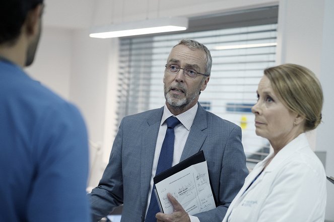 Transplant - Season 1 - Trigger Warning - Photos - John Hannah