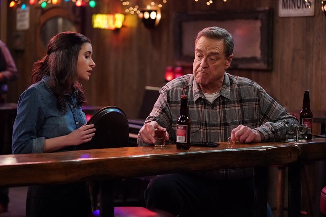 The Conners - Pilot Lights & Sister Fights - Photos