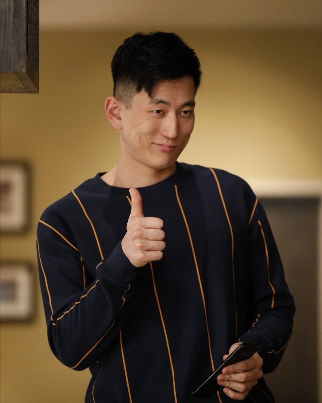 Single Parents - Season 2 - A Night in Camarillo - Photos - Jake Choi