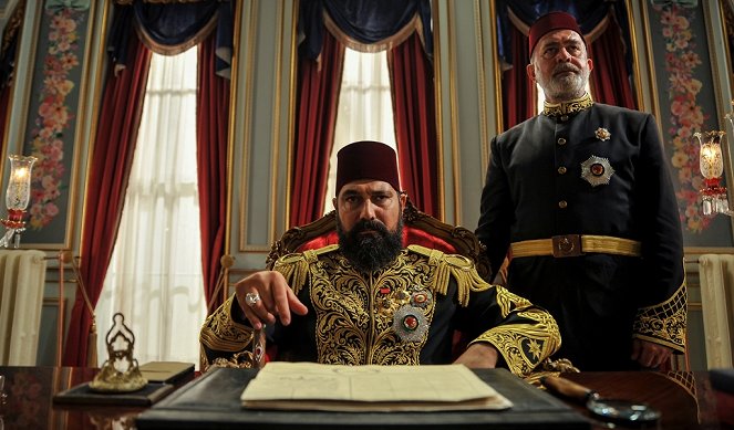 The Last Emperor: Abdul Hamid II - Episode 17 - Photos - Bülent İnal, Bahadır Yenişehirlioğlu